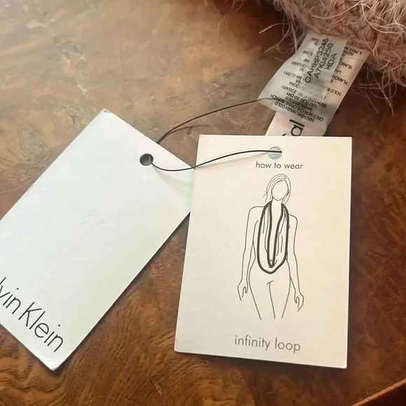 NWT Calvin Klein Ombre Mohair Look Infinity Scarf - Picture 3 of 6